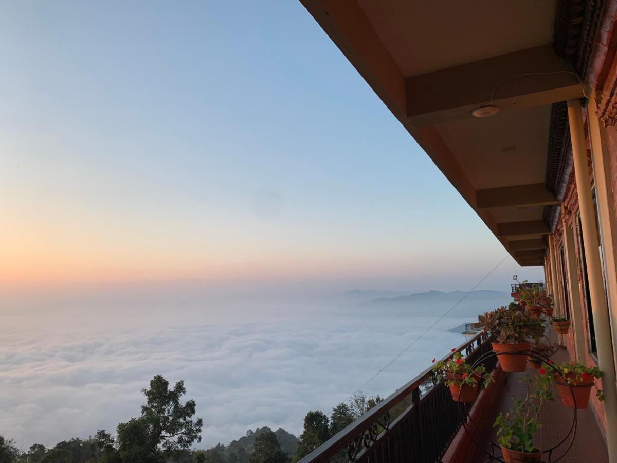 Superview Lodge, Best Himalayan Sunrise In Sarangkot โพคารา ภายนอก รูปภาพ